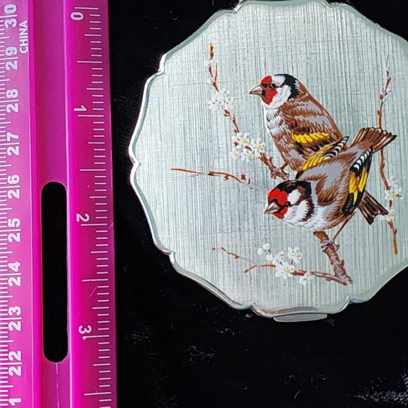 Vintage Stratton Compact Mirror with Original Pouch-Goldfinches-Excellent Cond. - Picture 12 of 15